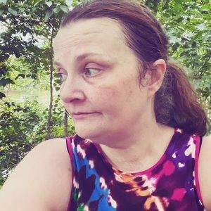 Meet your Posher, Connie